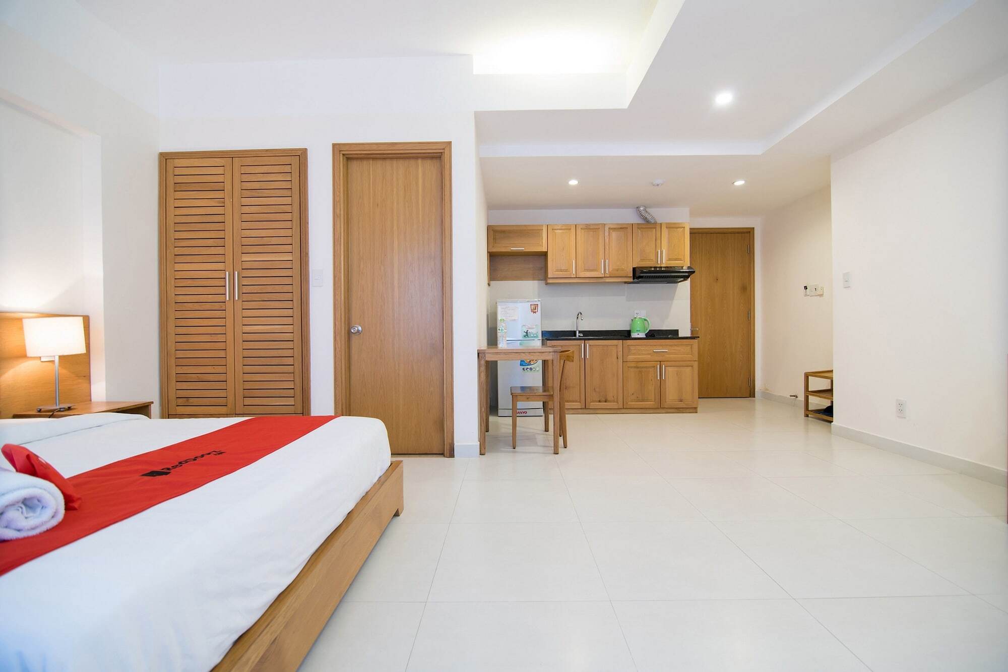 Reddoorz Plus Near Secc D7 Ho Chi Minh City Exterior photo
