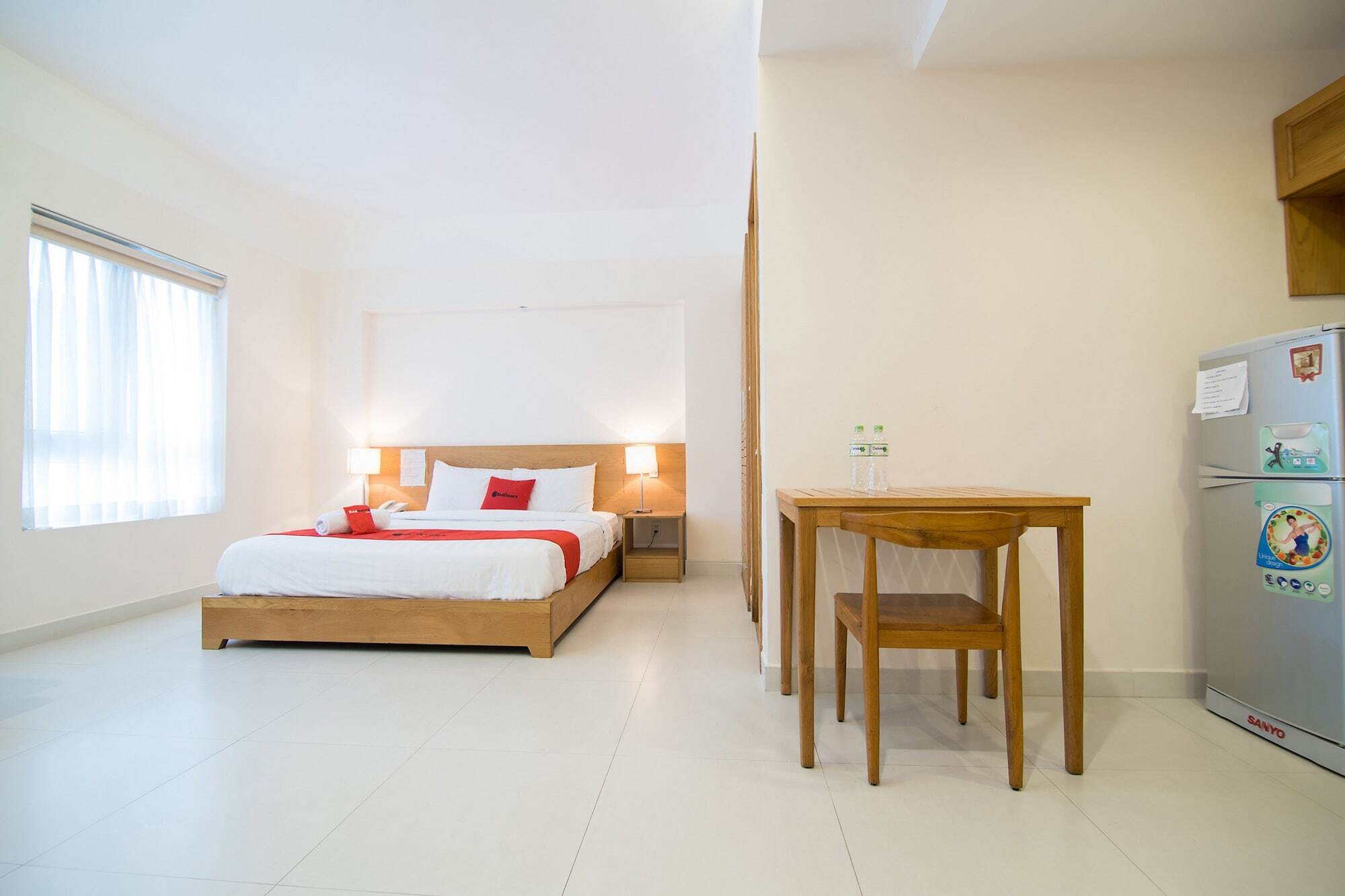Reddoorz Plus Near Secc D7 Ho Chi Minh City Exterior photo